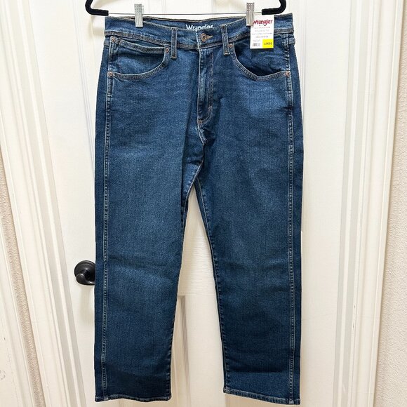 Wrangler Men's Jeans Size 32X30 Blue Free To Stretch Relax Fit Casual Denim NEW - Picture 1 of 13